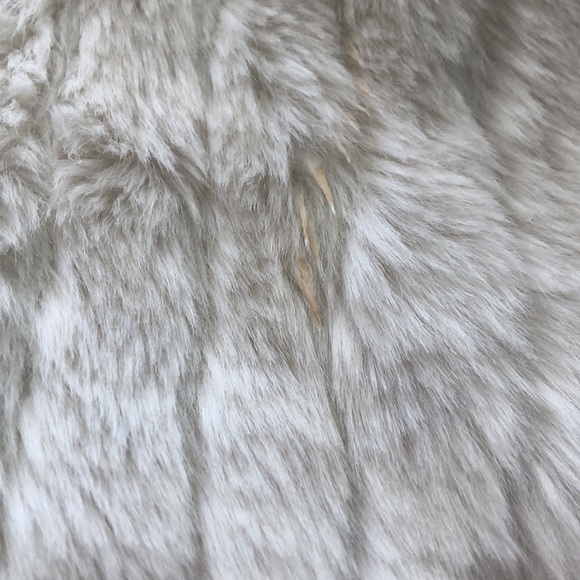 Cream colored Marc Jacobs coat - Picture 7 of 8